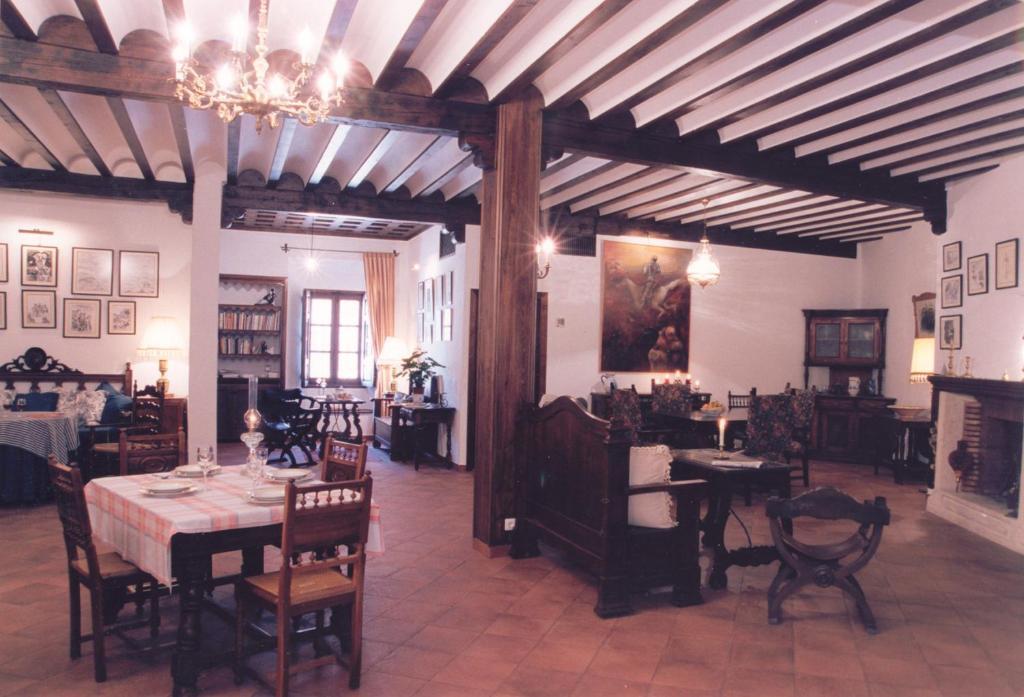 Hospederia Casa De La Torre Guest House El Toboso Exterior photo