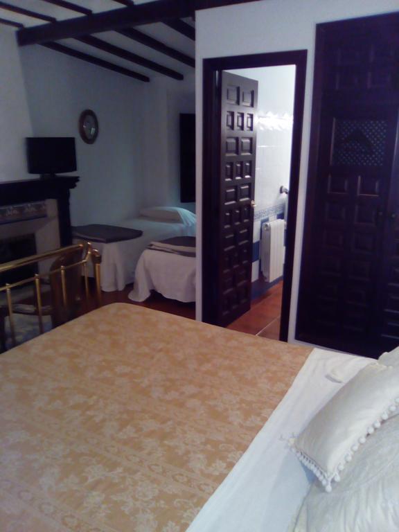 Hospederia Casa De La Torre Guest House El Toboso Exterior photo